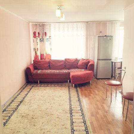 2 Комн Квартира В Центре По Пушкина Kostanai Exterior foto