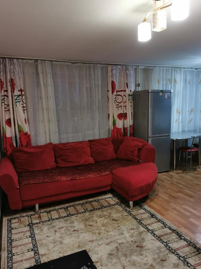 2 Комн Квартира В Центре По Пушкина Kostanai Exterior foto