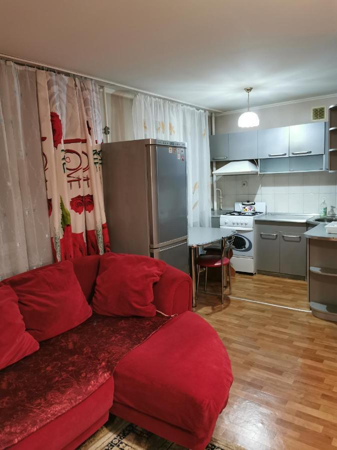 2 Комн Квартира В Центре По Пушкина Kostanai Exterior foto