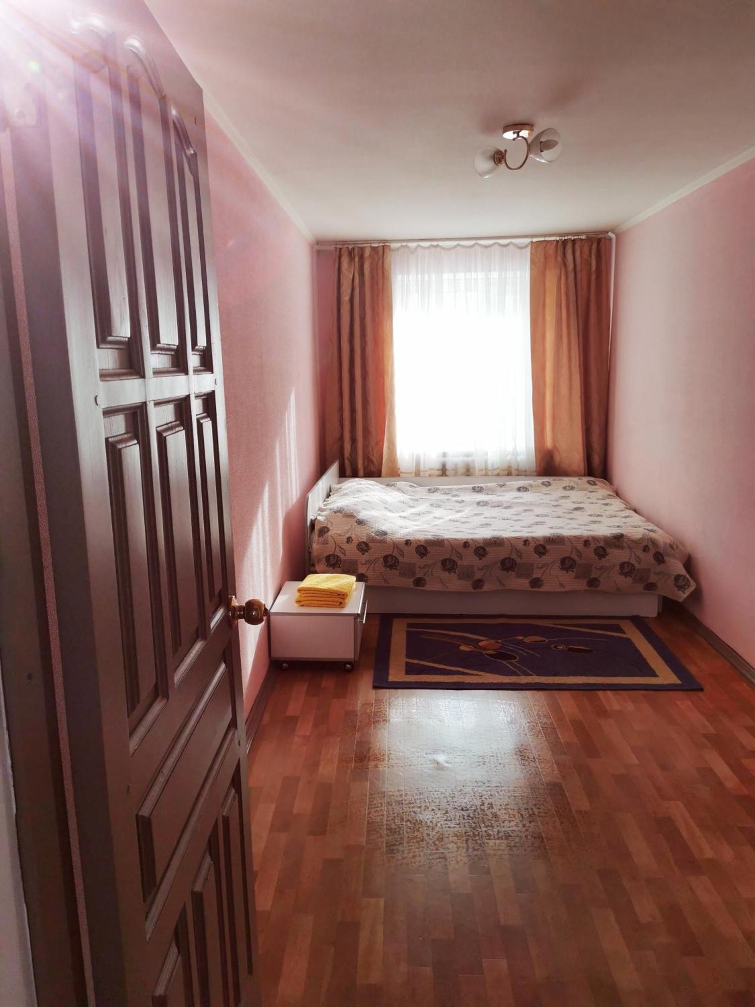 2 Комн Квартира В Центре По Пушкина Kostanai Exterior foto
